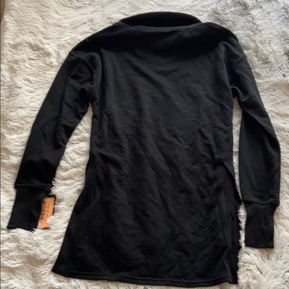 NEW Champion Turtle Neck - Picture 2 of 3